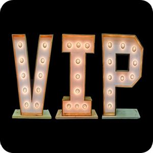 Lichtletter woord: Vip