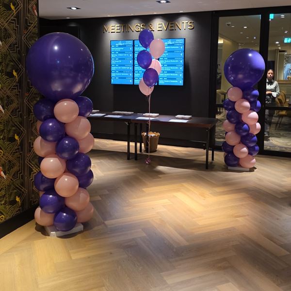 Pilaar 2 meter inclusief topballon Pilaar 2 meter inclusief topballon